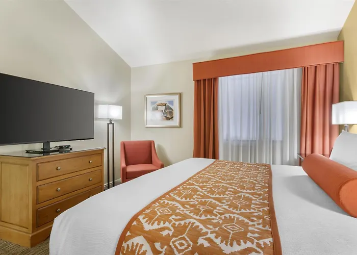 Hotel Western Arroyo Roble & Creekside 3*