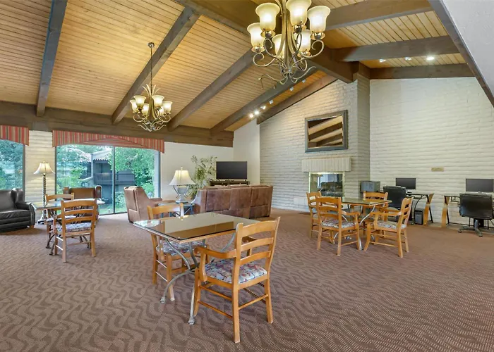 Hotel Western Arroyo Roble & Creekside