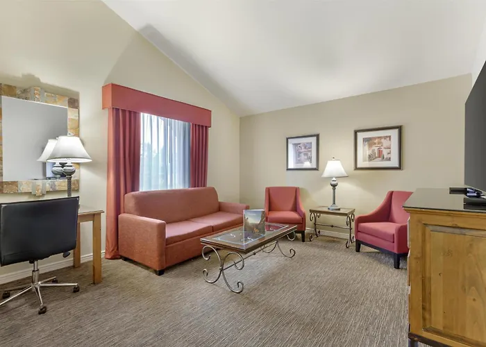 Western Arroyo Roble & Creekside 3*