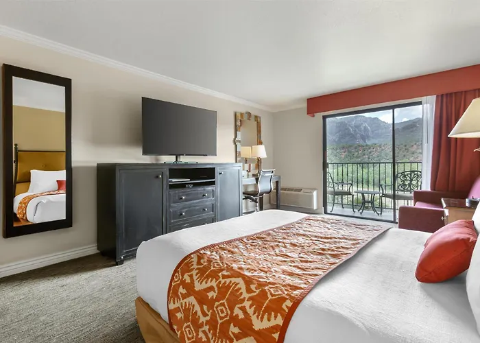 Western Arroyo Roble & Creekside Hotel Sedona