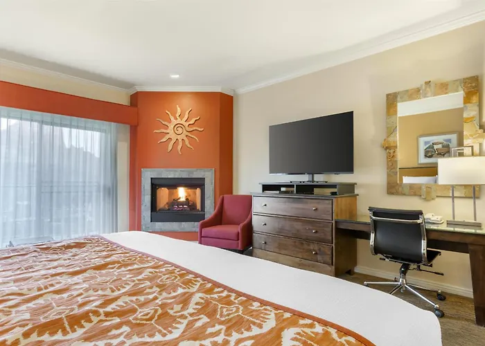 Western Arroyo Roble & Creekside Hotel 3*