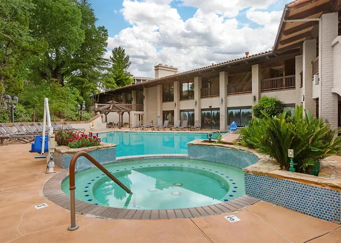 Hotel Western Arroyo Roble & Creekside