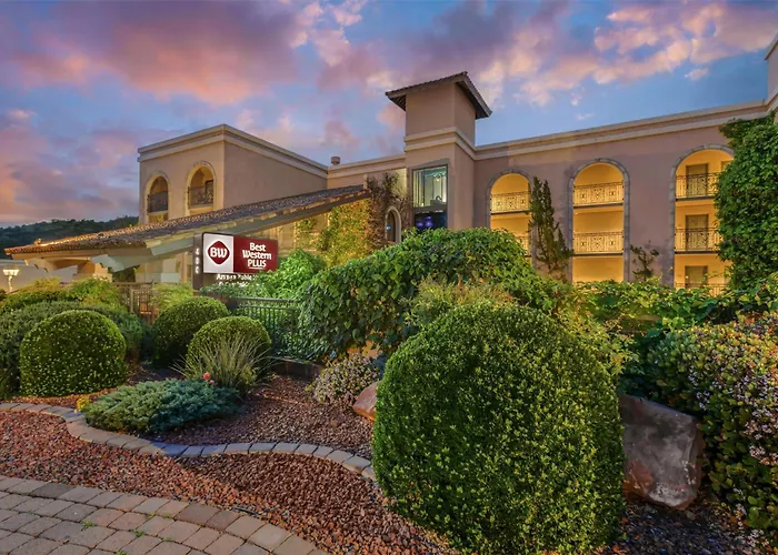 Hotel Western Arroyo Roble & Creekside 3*
