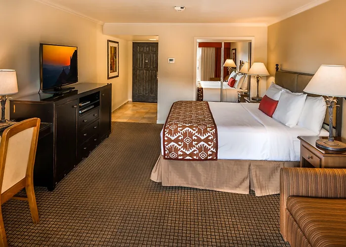 Western Arroyo Roble & Creekside Hotel 3*