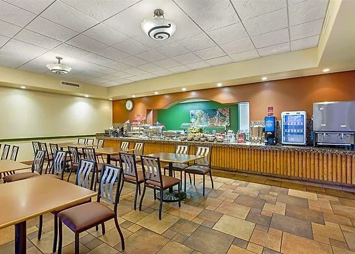 Western Arroyo Roble & Creekside Hotel 3*
